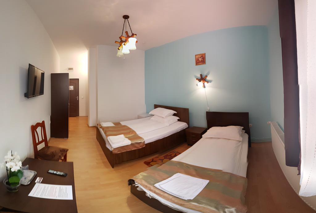 Pensiunea Muresul Târgu-Mureş Extérieur photo