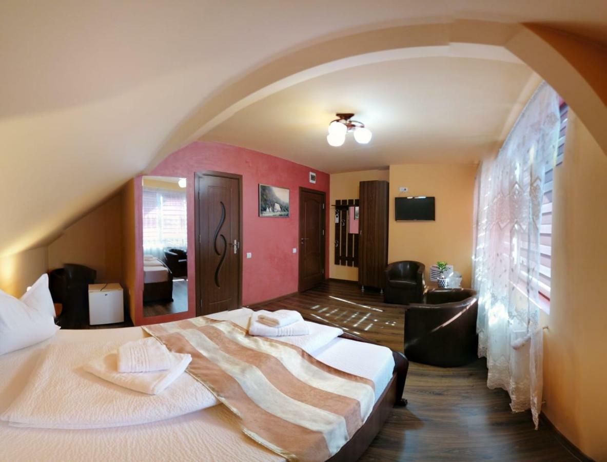 Pensiunea Muresul Târgu-Mureş Extérieur photo